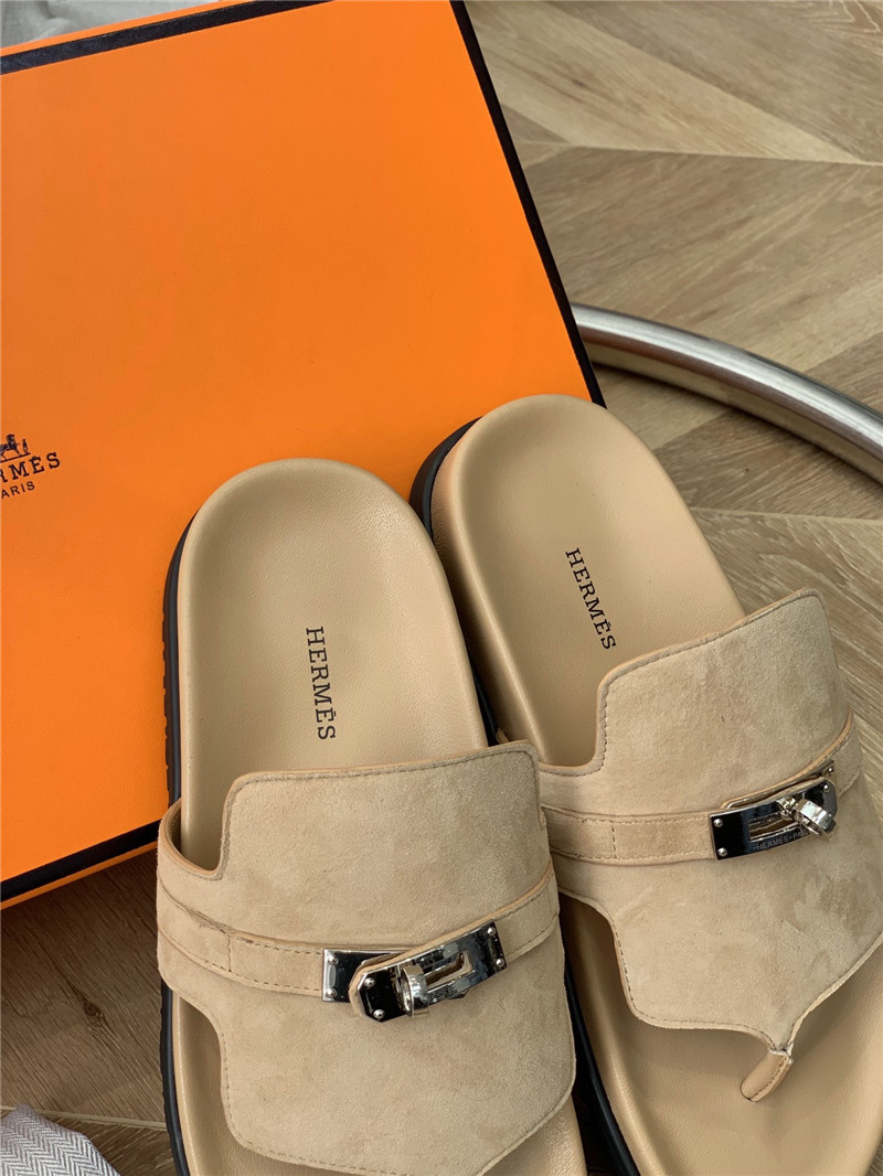 H**me5 Kelly buckle flip flops