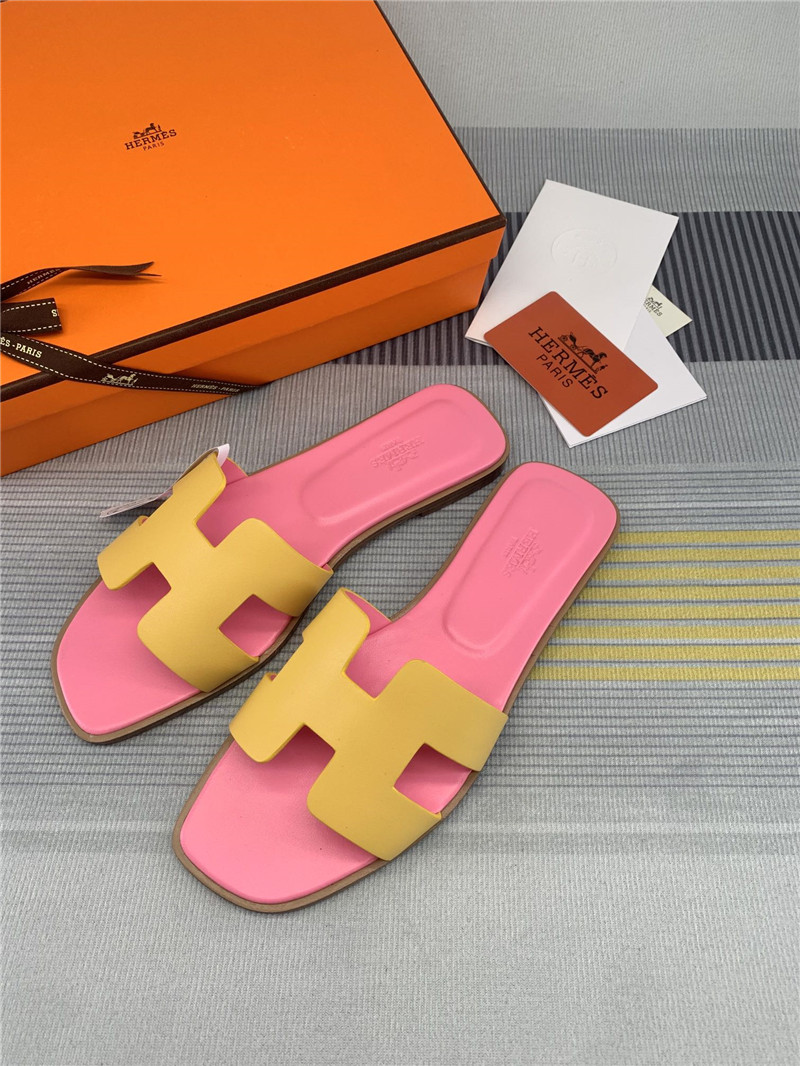 H**me5 flat H slippers womens