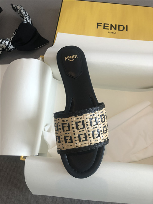 F**di slippers sandals