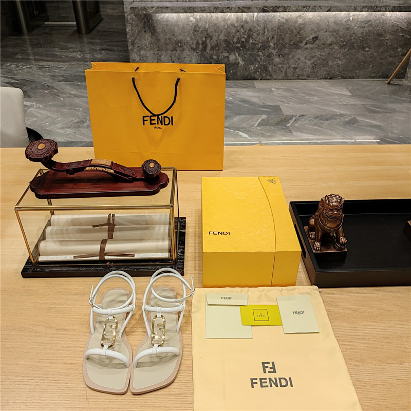 F**di flat beach sandals