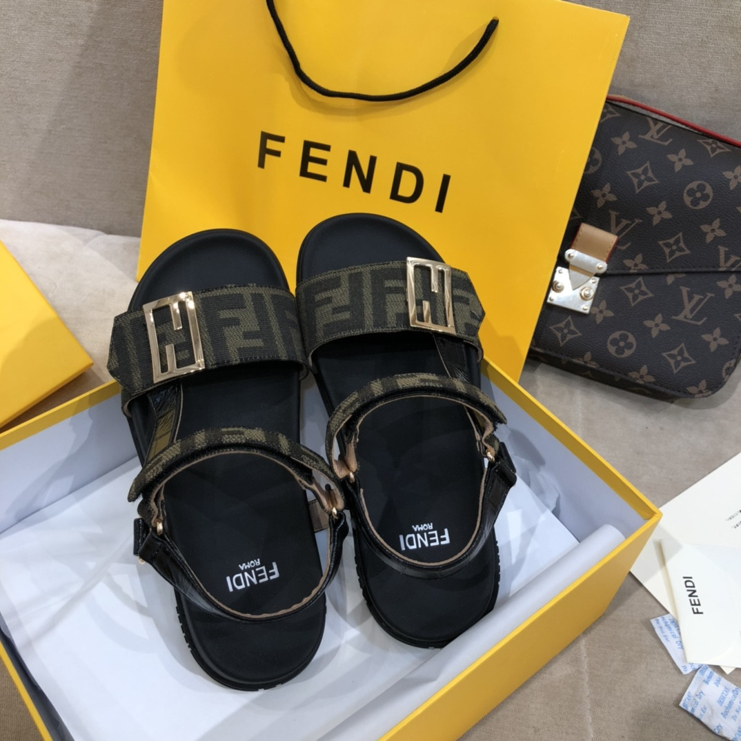 F**di sandals womens
