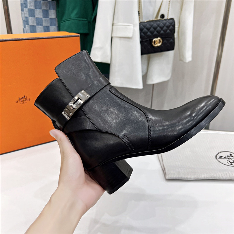 H**me5 frenchie 50 ankle boots