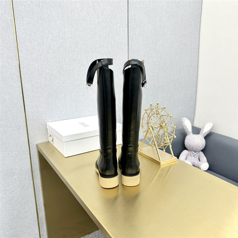 H**me5 Classic Boots