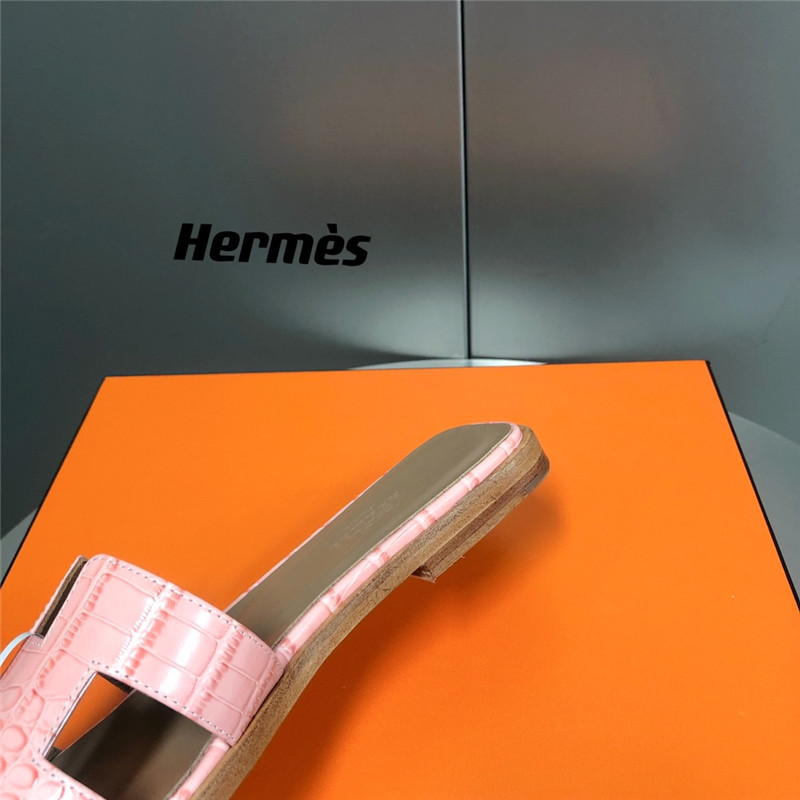 H**me5 oran crocodile slippers