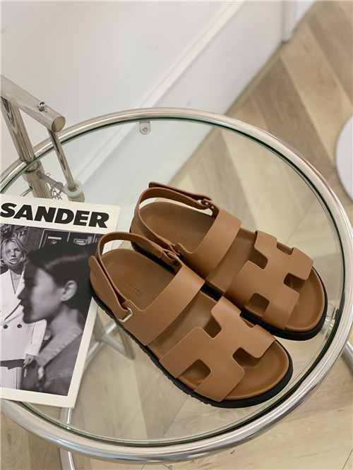 H**me5 Chypre Dupe sandals women