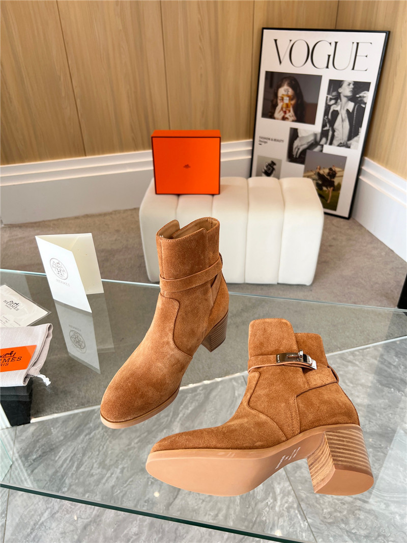 H**me5 Kelly Buckle Rider Boots