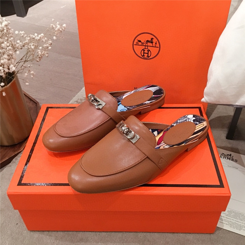 H**me5 Kelly Buckle Half Slip Shoes