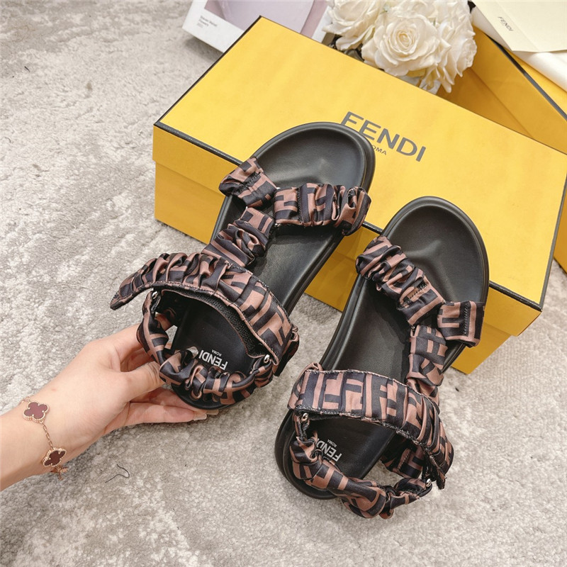 F**di letters webbing sandals