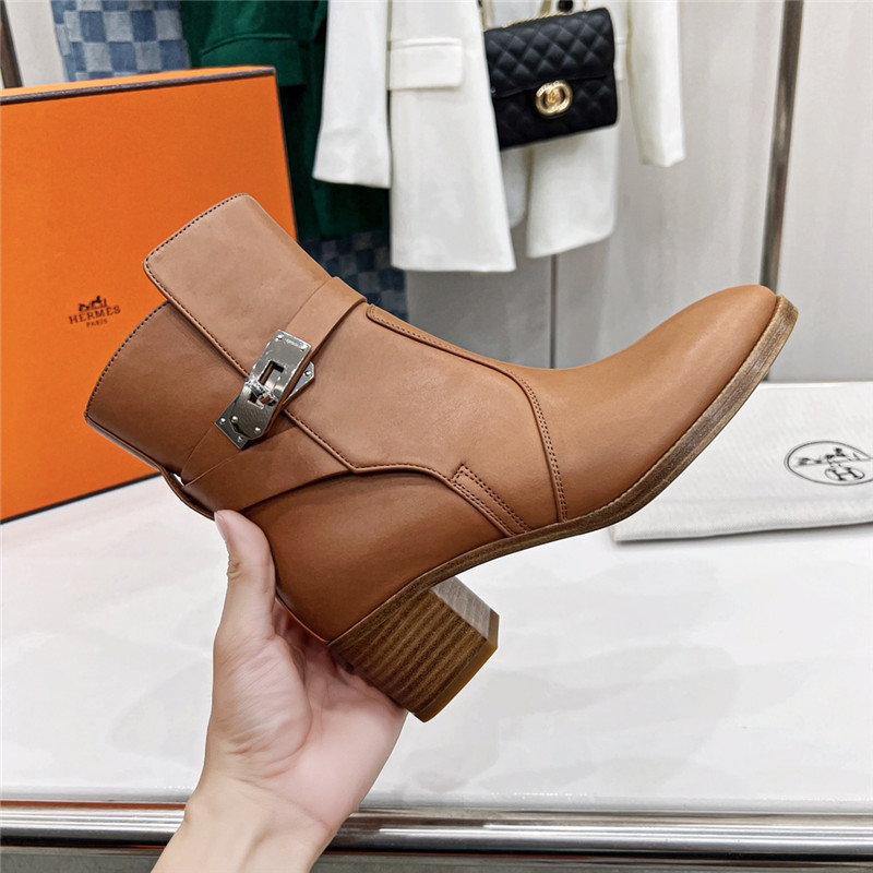 H**me5 frenchie 50 ankle boots