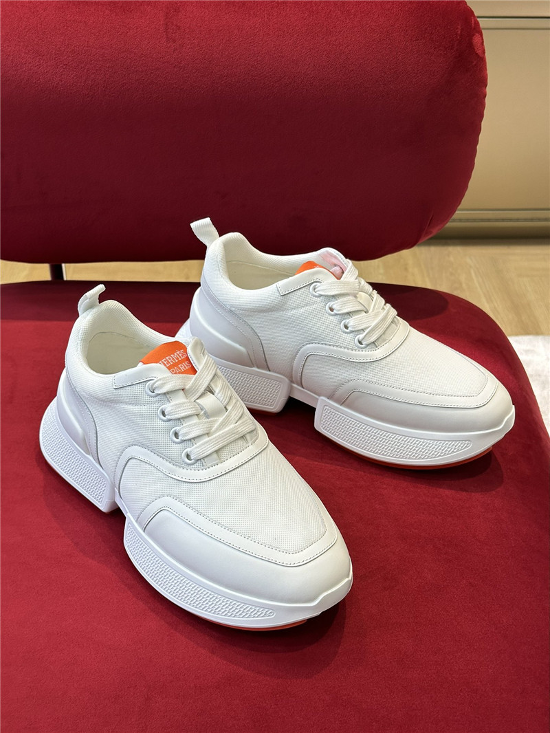 H**me5 new sneakers