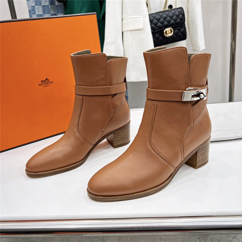 H**me5 frenchie 50 ankle boots