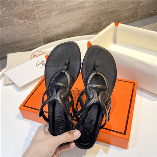 H**me5 finger slippers