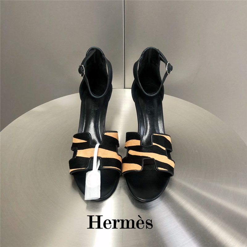H**me5 legend wedge sandals