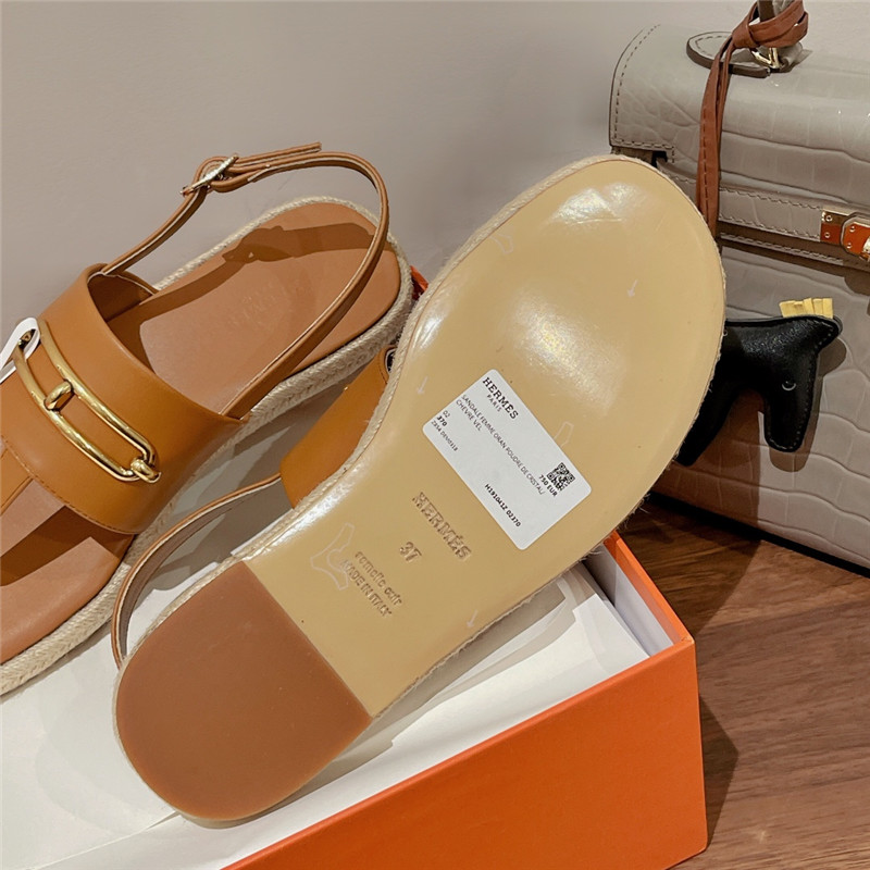 H**me5 knitted flat sandals