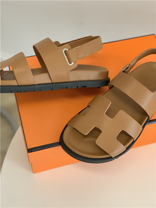 H**me5 Chypre Dupe sandals women
