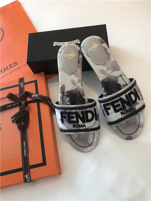 F**di slippers sandals