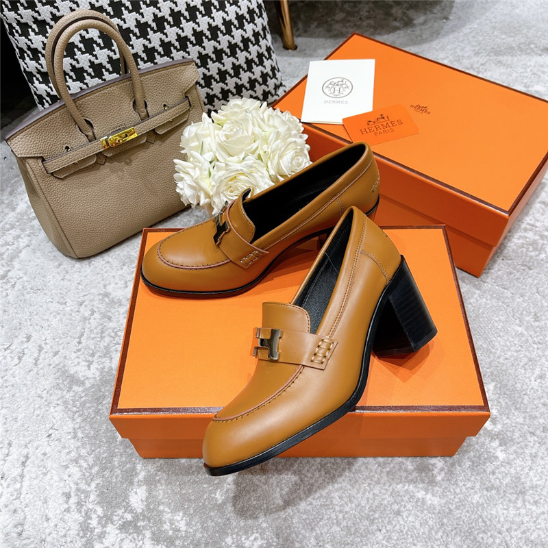 H**me5 dauphine mid heel mules