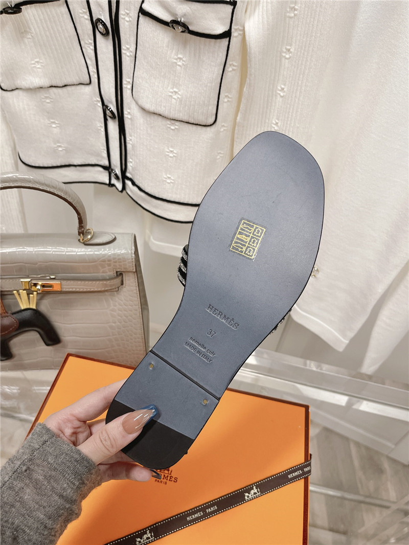 H**me5 flat sandals slippers