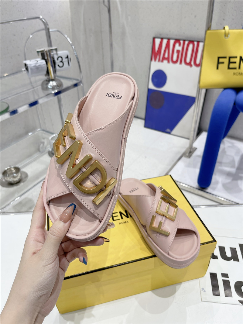 F**di metal logo slides