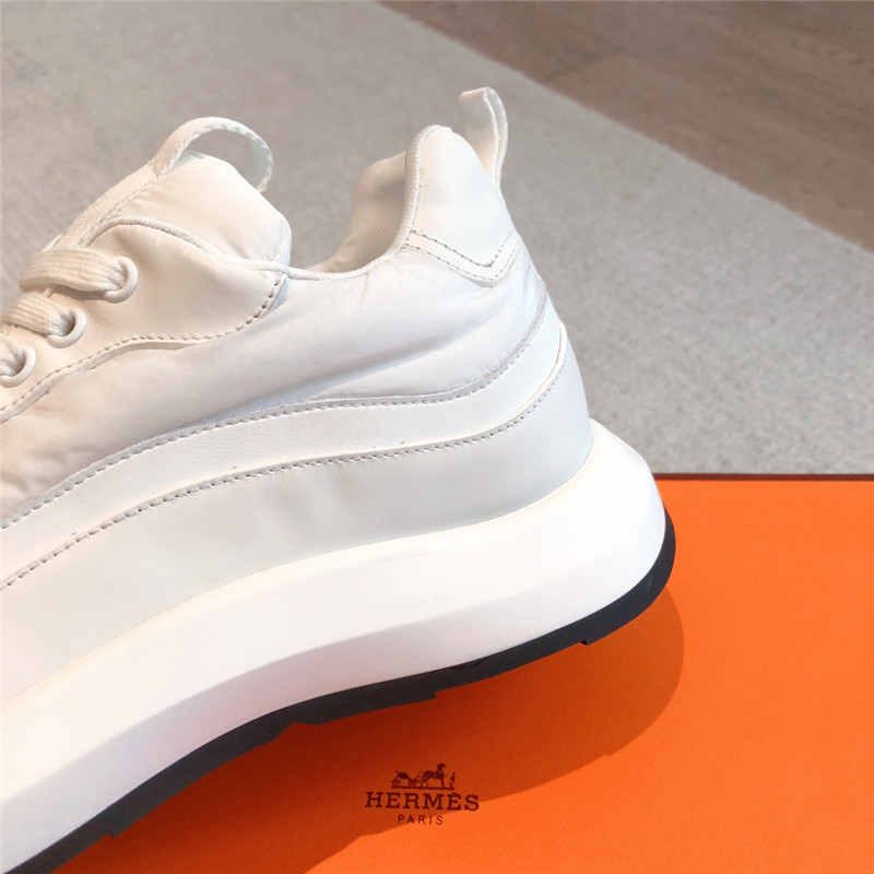 H**me5 new sneakers