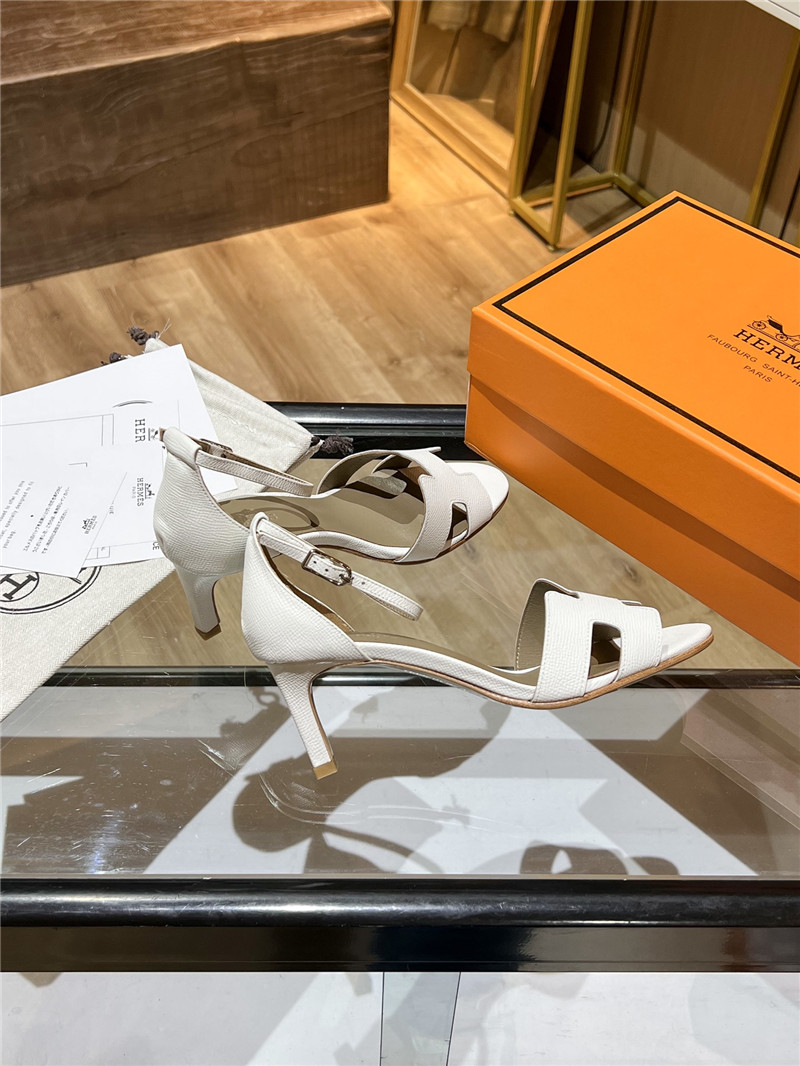 H**me5 high heel sandals