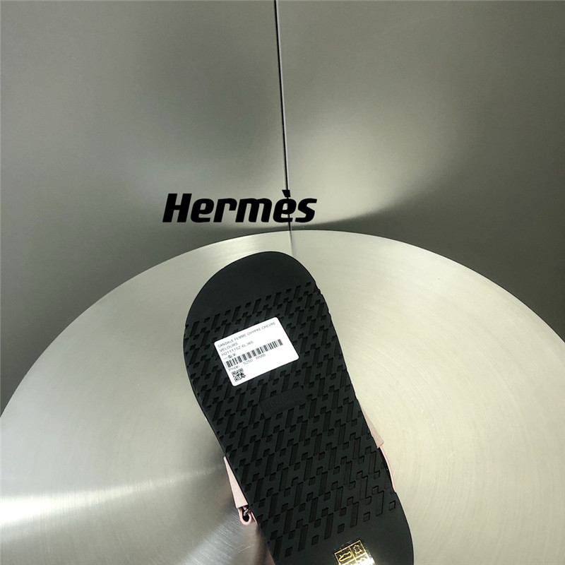H**me5 GENIUS second uncle sandals