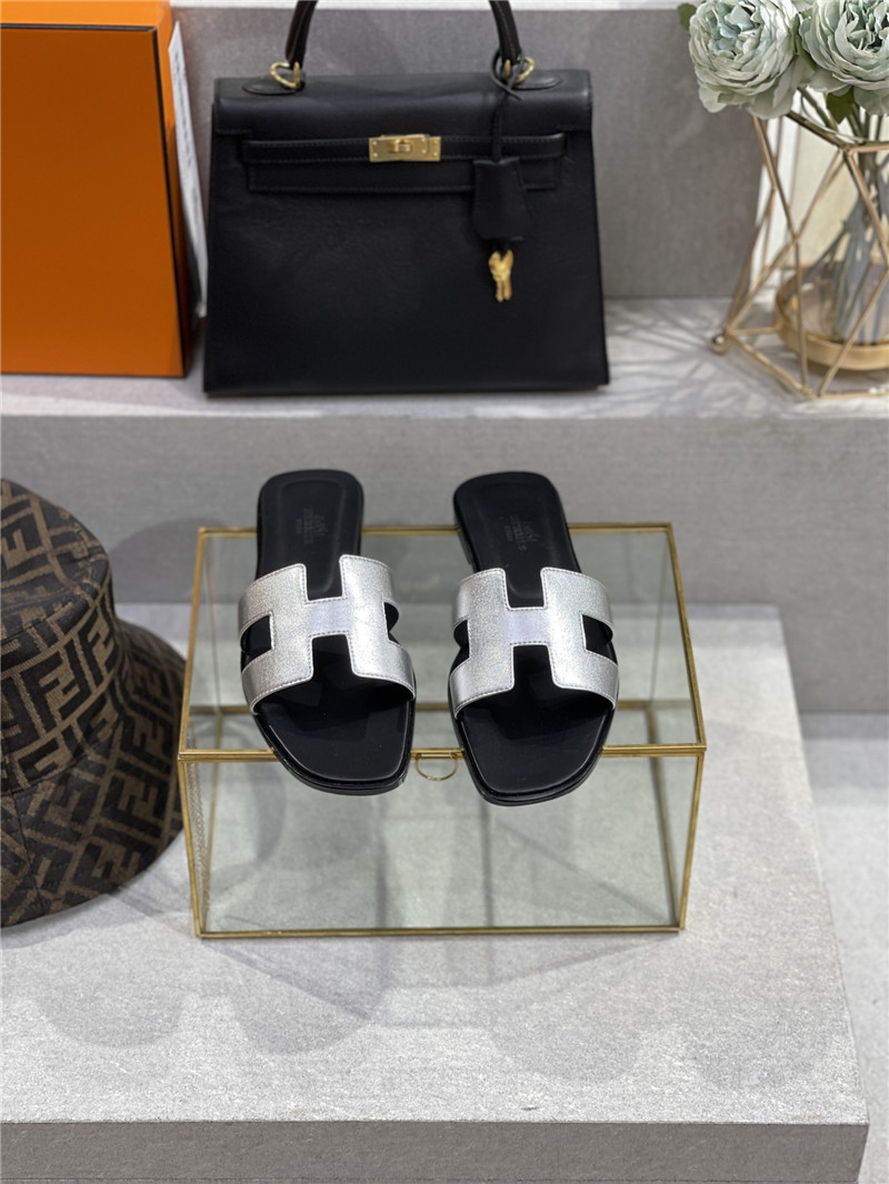 H**me5 early spring new color slippers