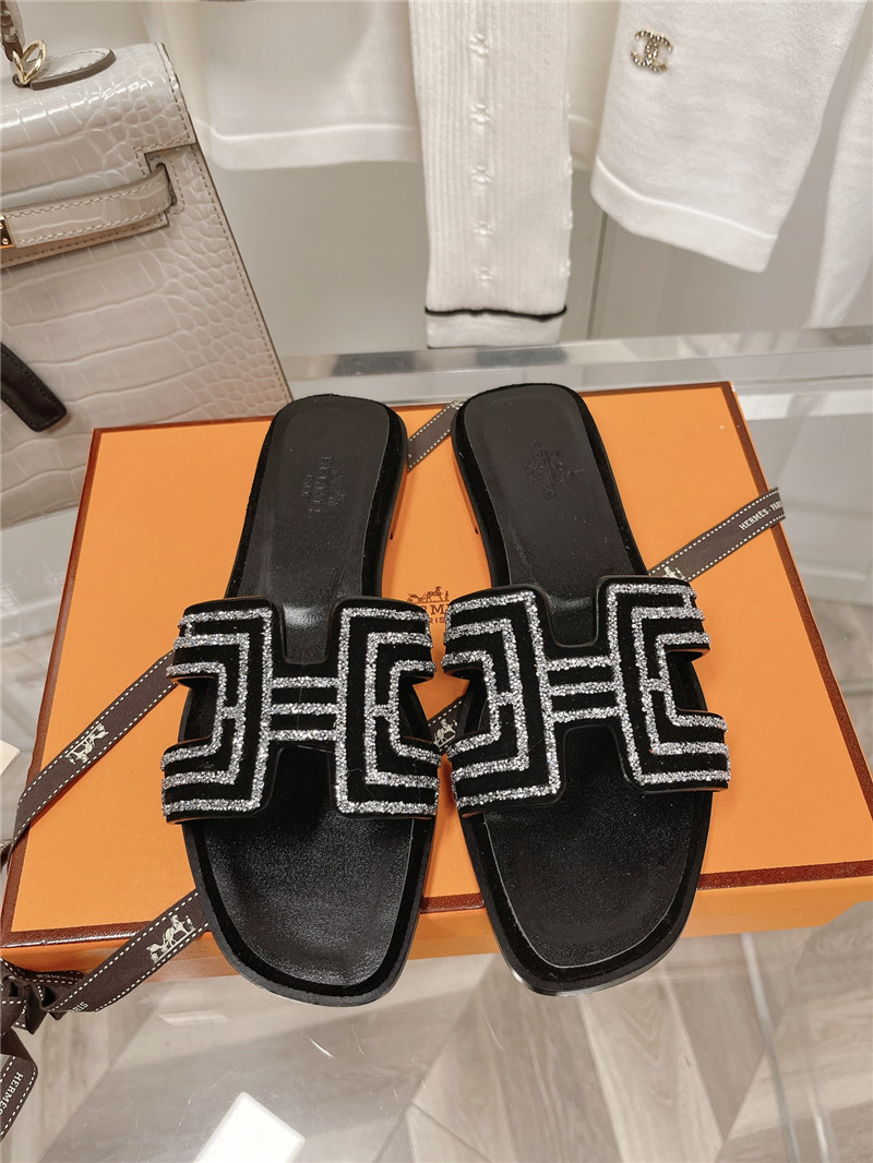 H**me5 flat sandals slippers