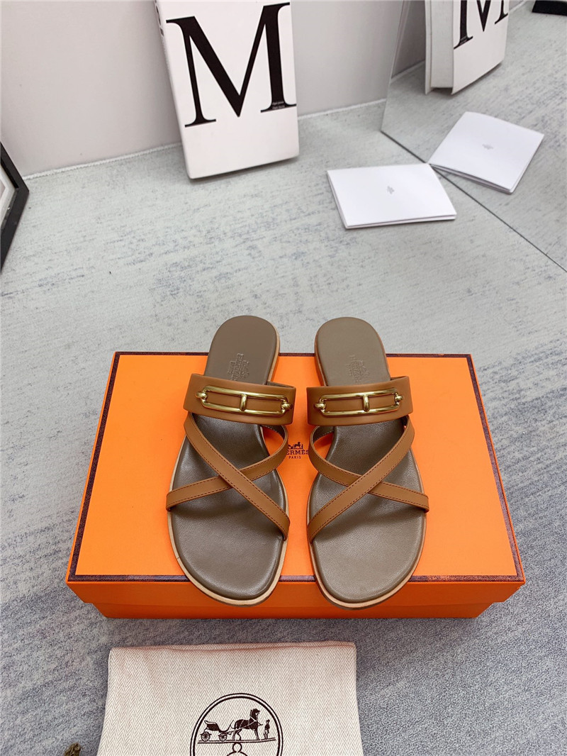 H**me5 flat slippers