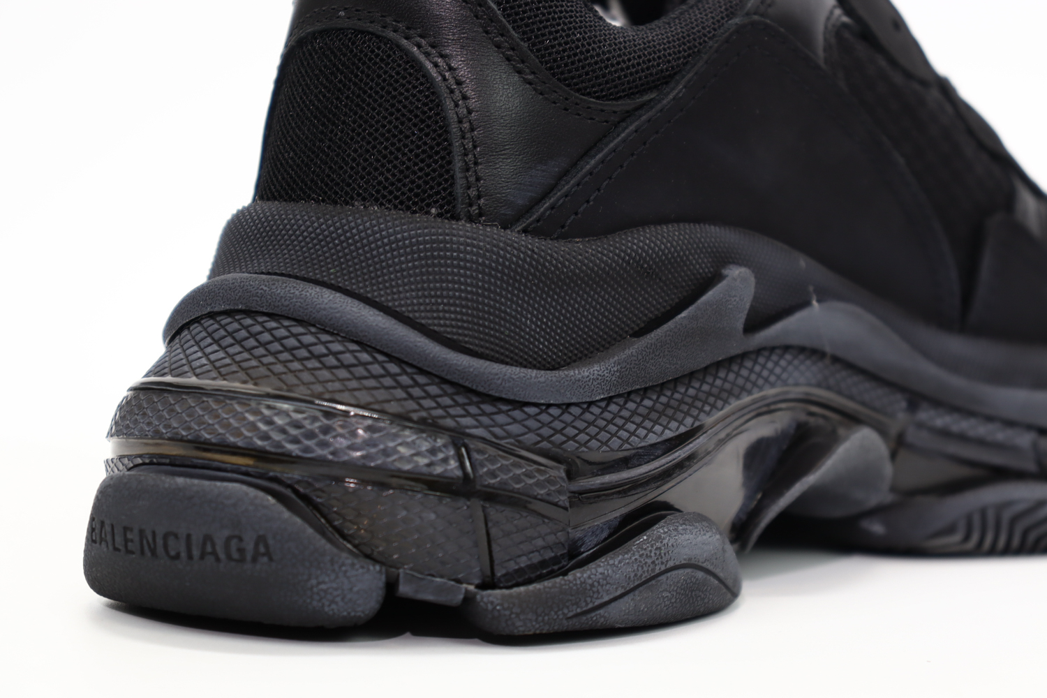 Ba1en*iaga Triple S Black Replica