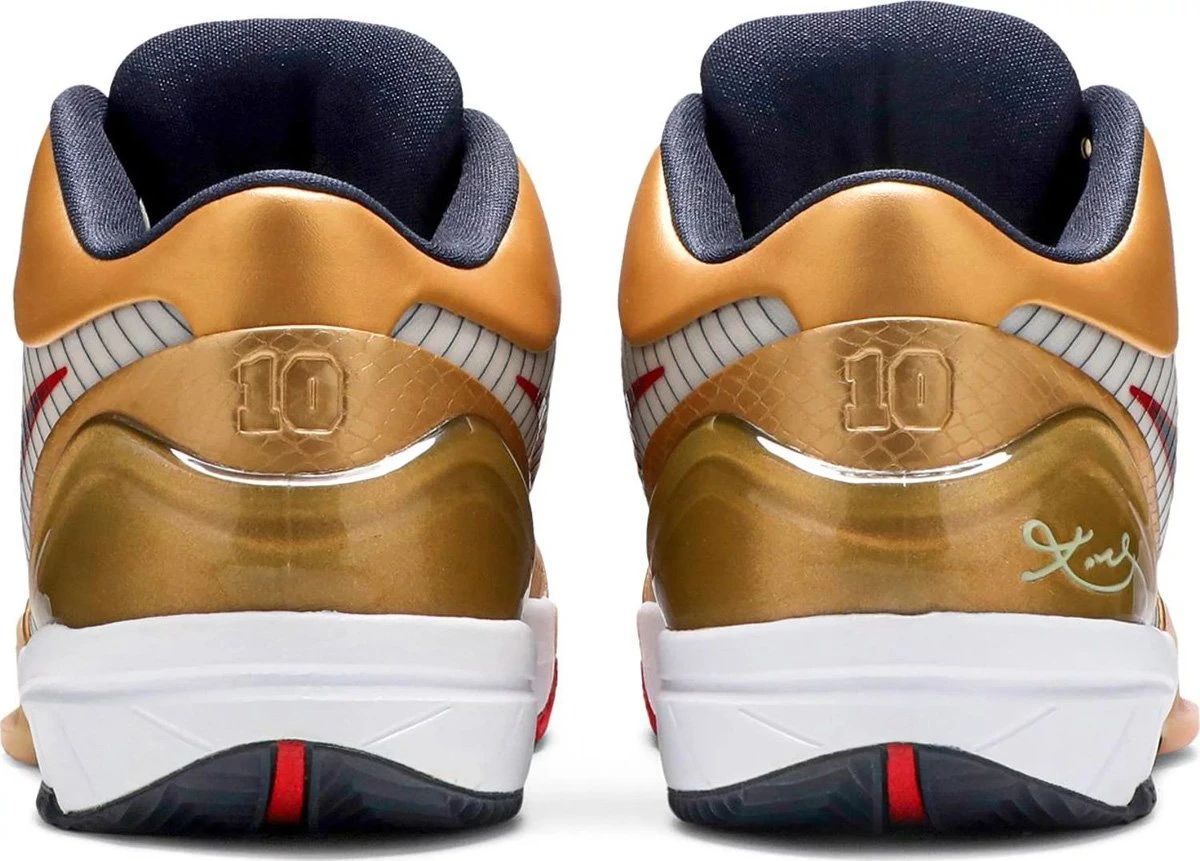ZOOM KOBE 4 