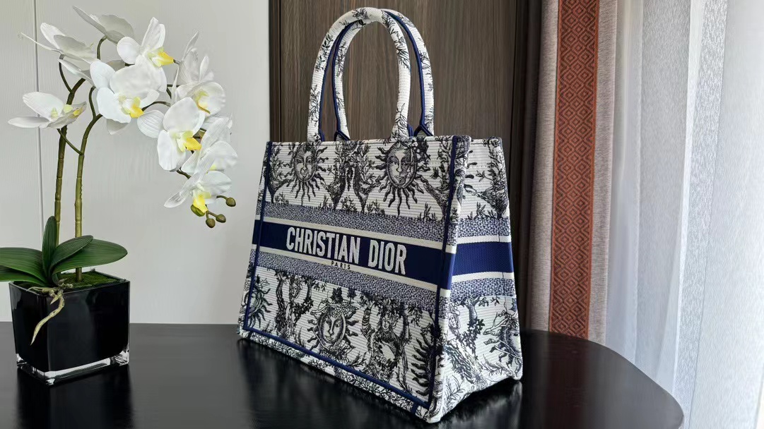 D10r embroidery craft tote bag
