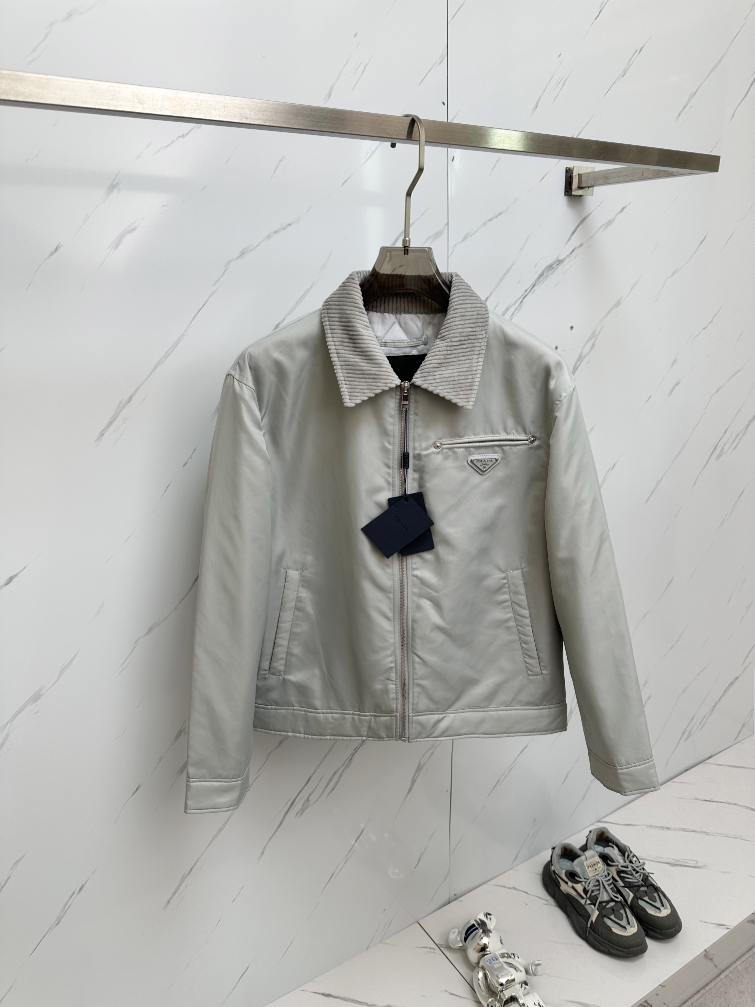 Pra*a Jacket