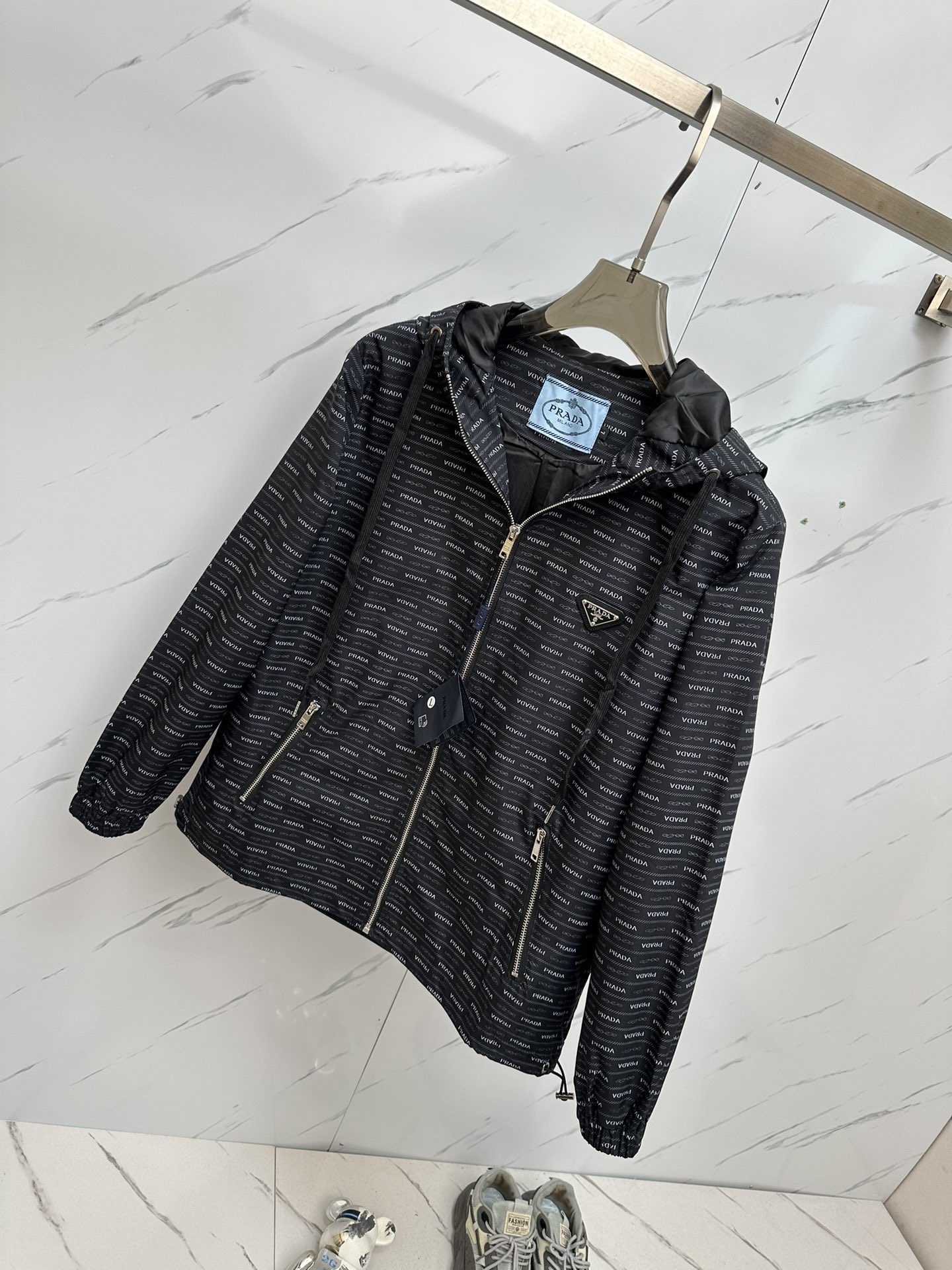Pra*a Jacket