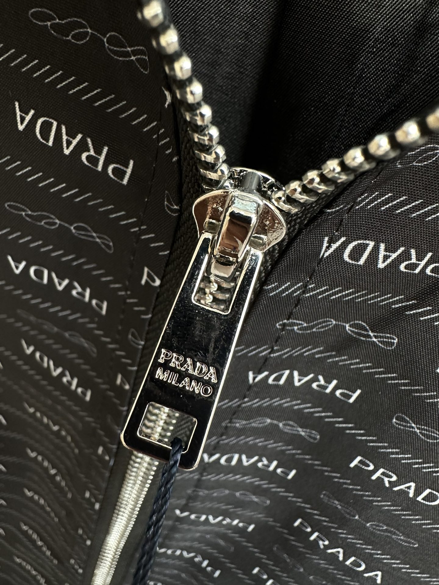 Pra*a Jacket