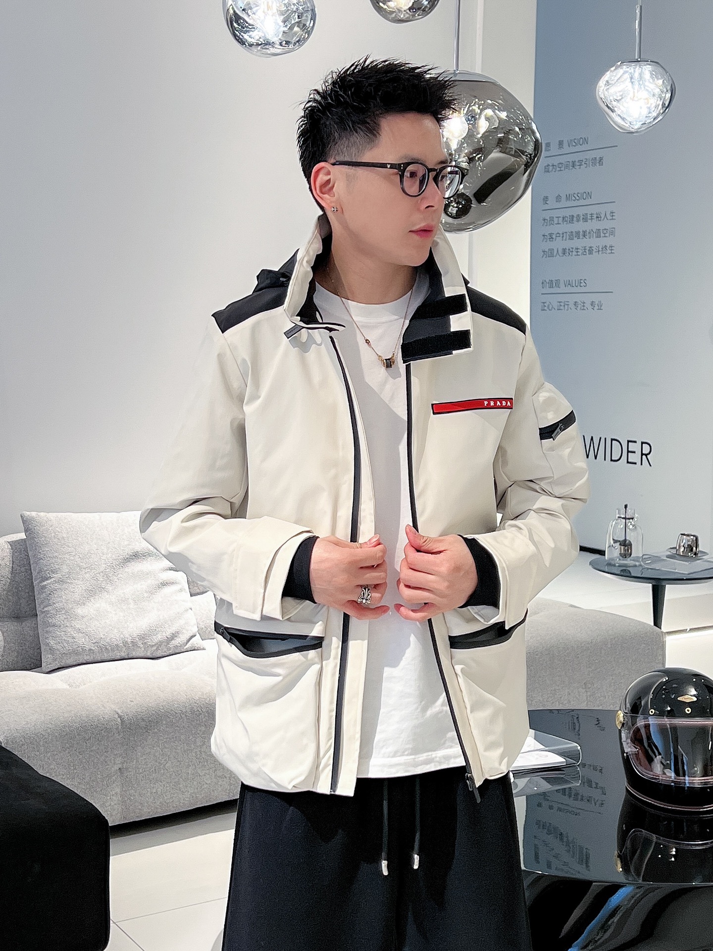 Pra*a Jacket