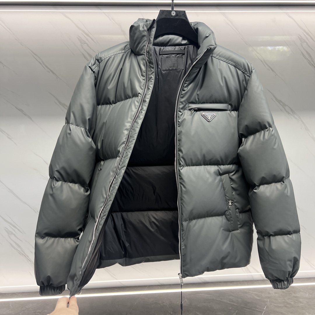 Pra*a Jacket