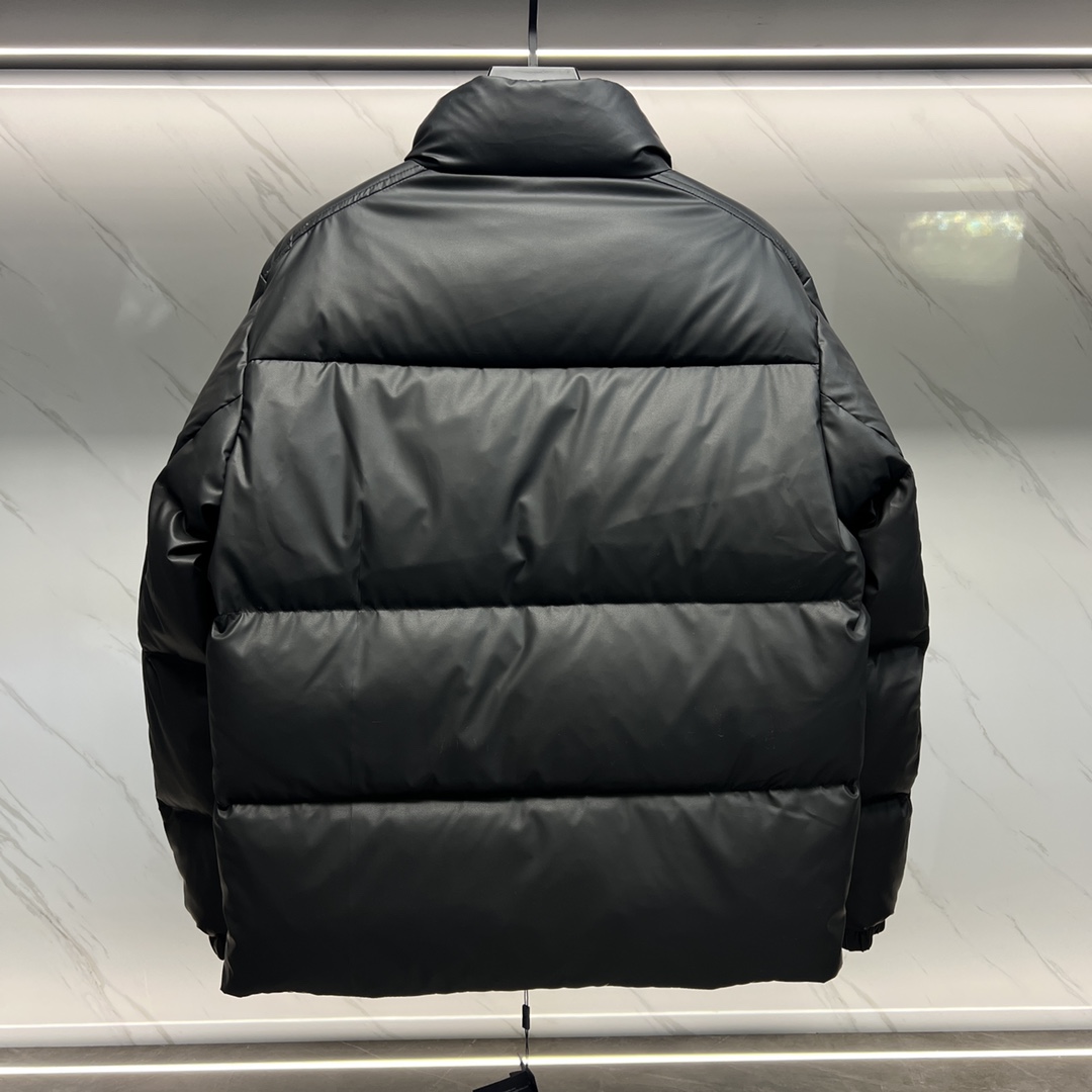 Pra*a Jacket