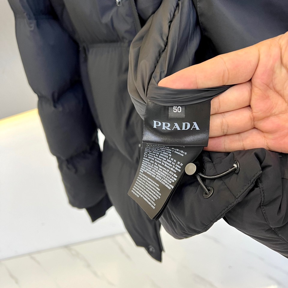 Pra*a Jacket