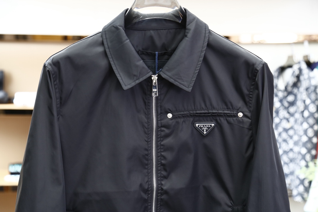 Pra*a Jacket