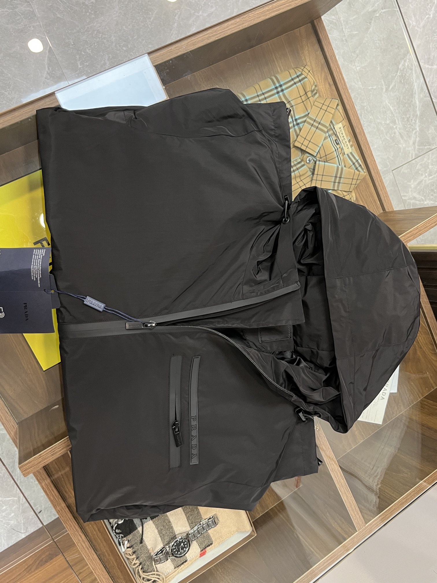 Pra*a Jacket