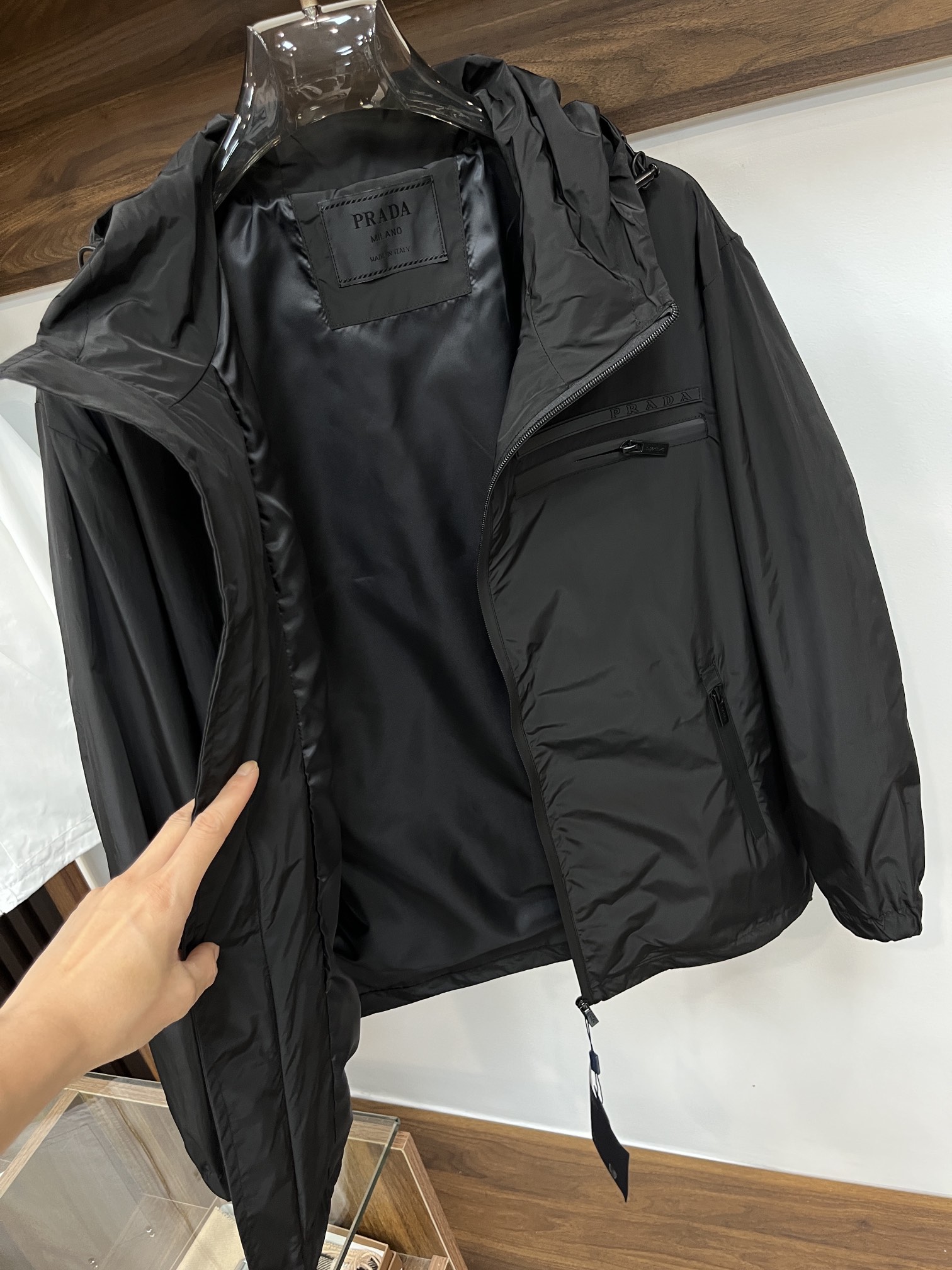 Pra*a Jacket