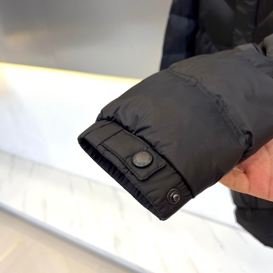 Pra*a Jacket