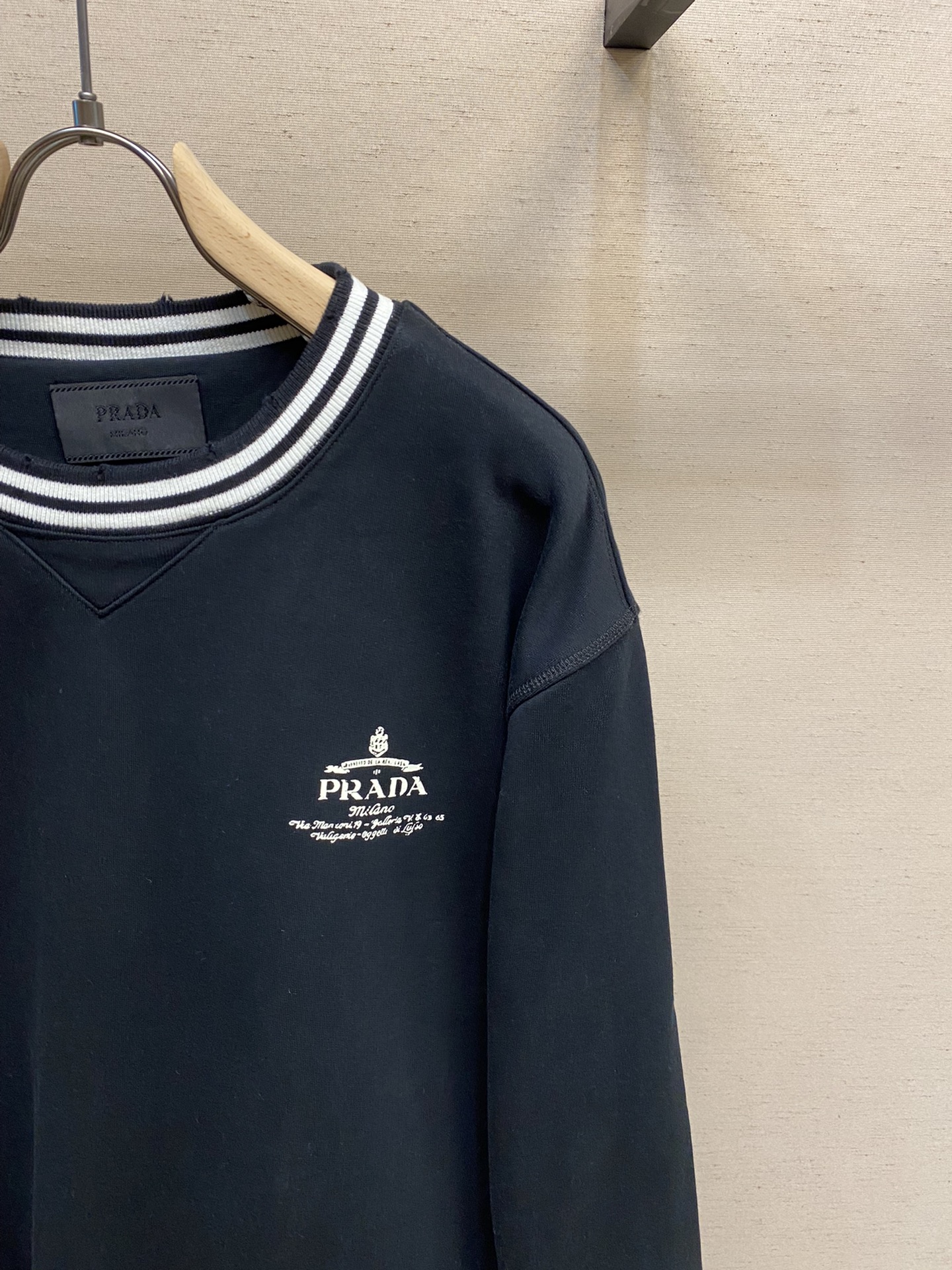 Pra*a Hoodie