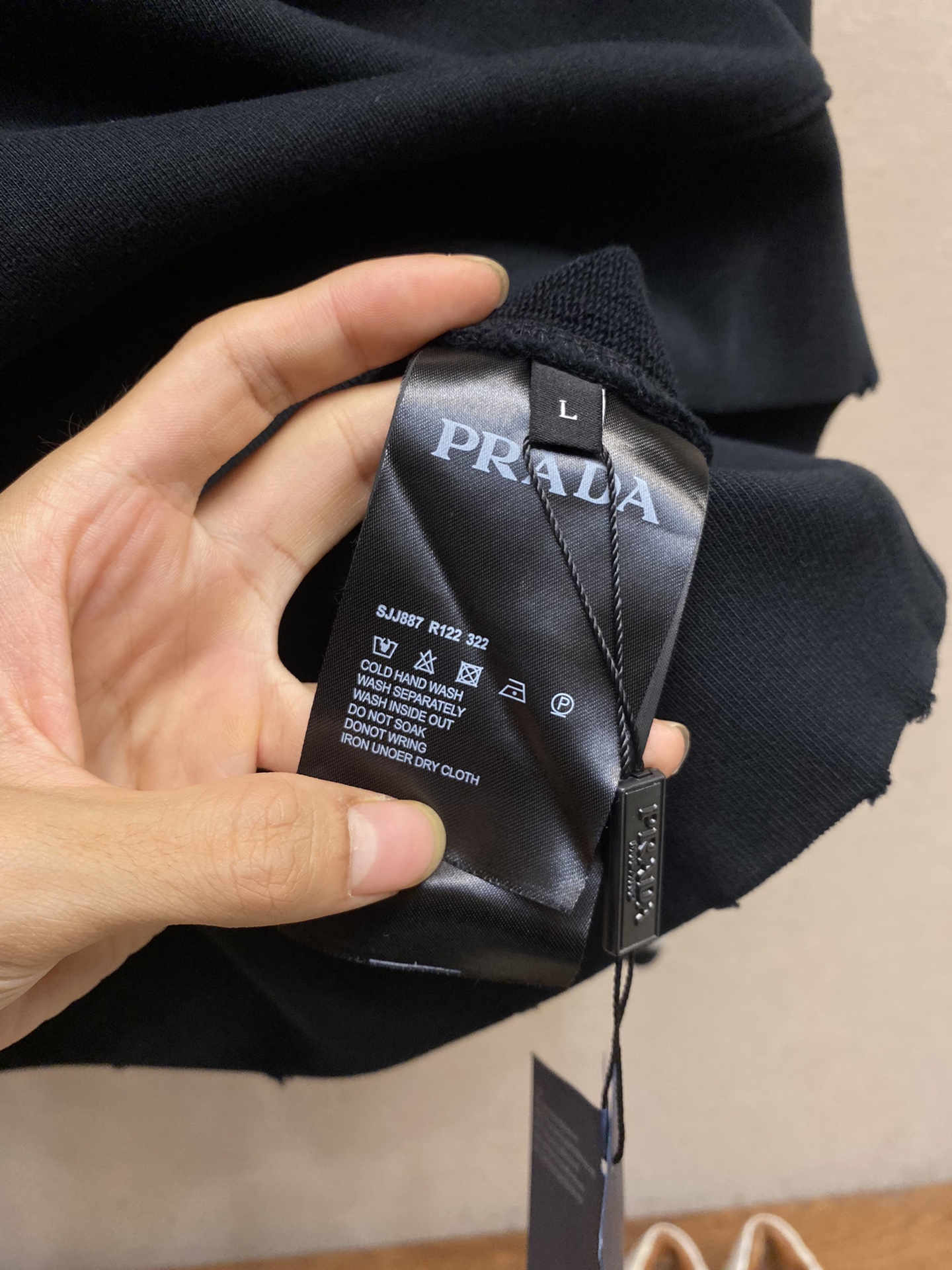 Pra*a Hoodie