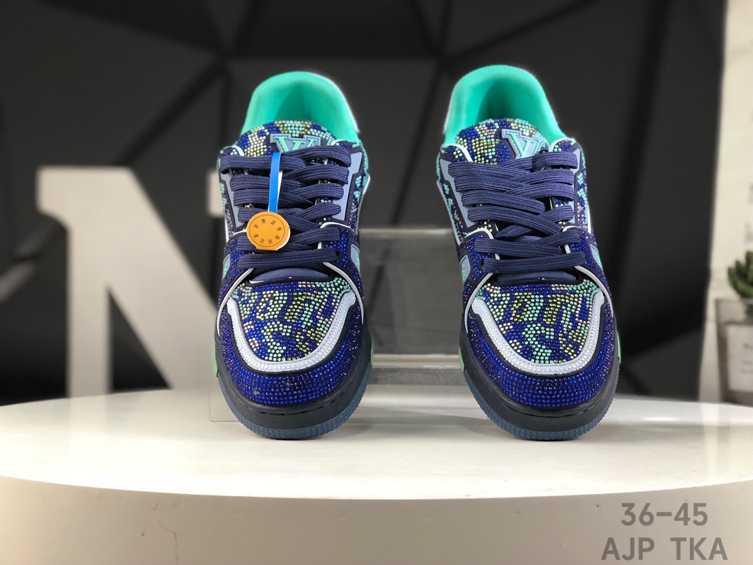 L0vis Vvtt0n Trainer Crystal Embellished Sneakers Replica