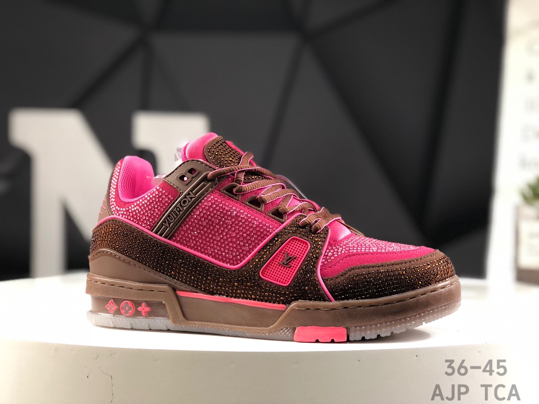 L0vis Vvtt0n Trainer Crystal Embellished Sneakers Replica