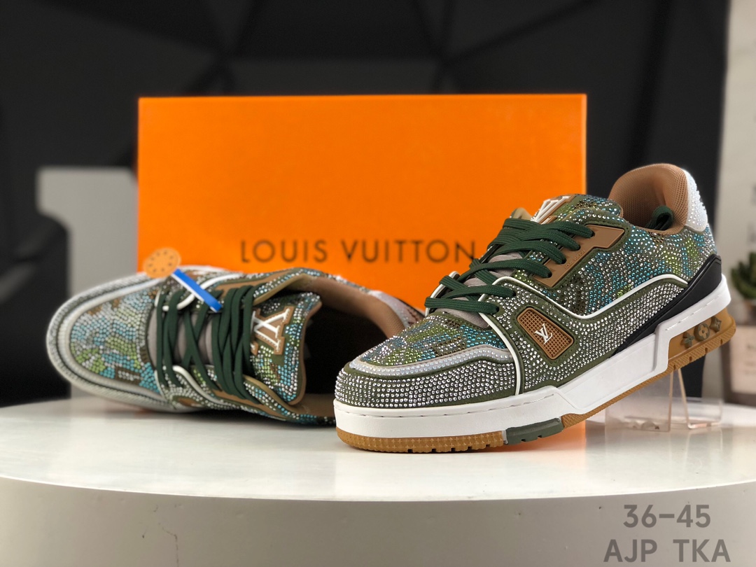 L0vis Vvtt0n Trainer Crystal Embellished Sneakers Replica