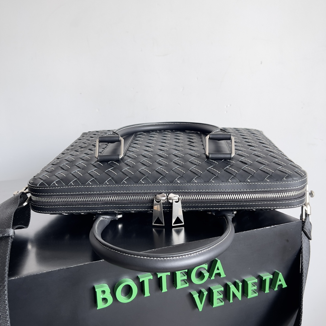 Best Replica B0tt*ga Ven*ta Bags(ColaReps)