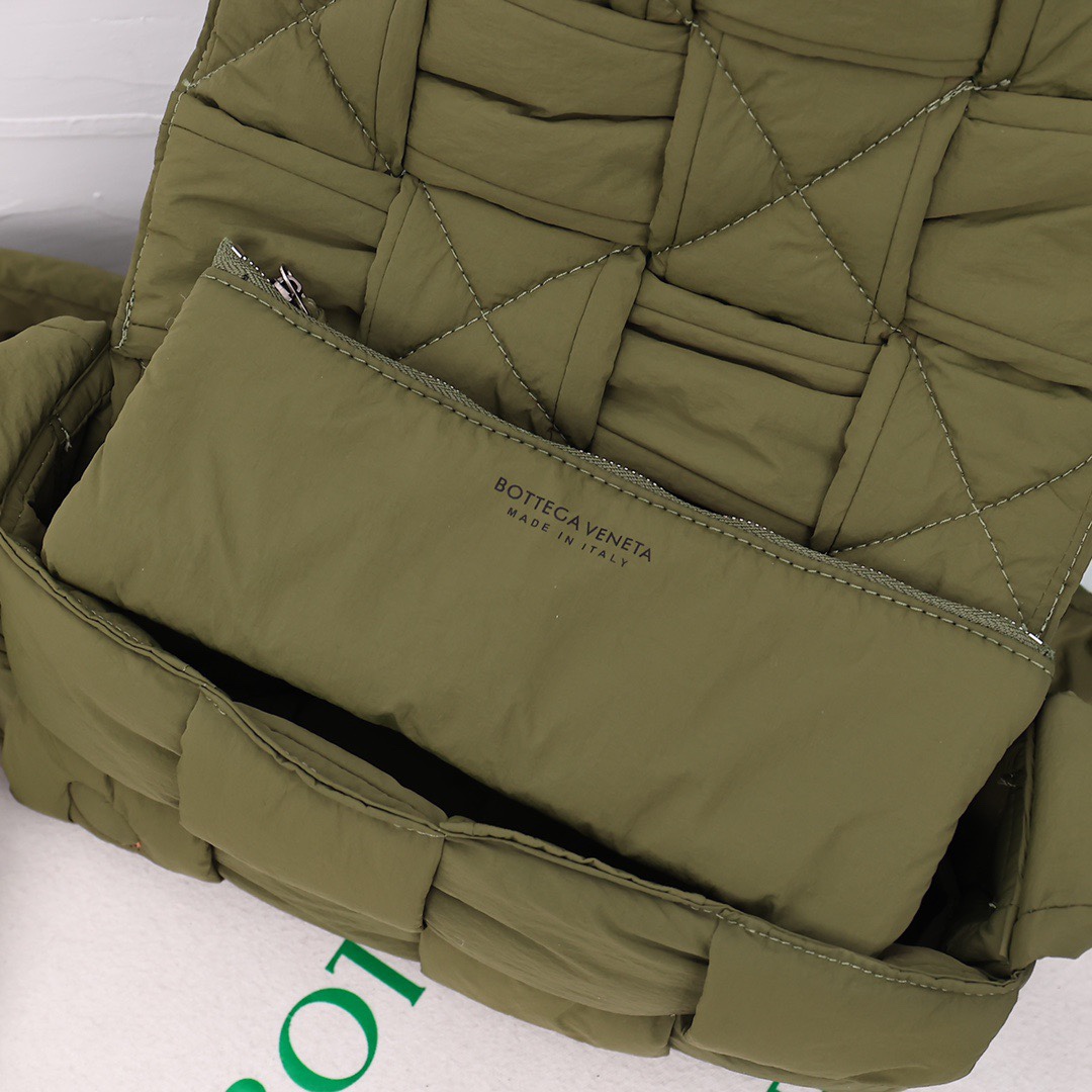Best Replica B0tt*ga Ven*ta Bags(ColaReps)